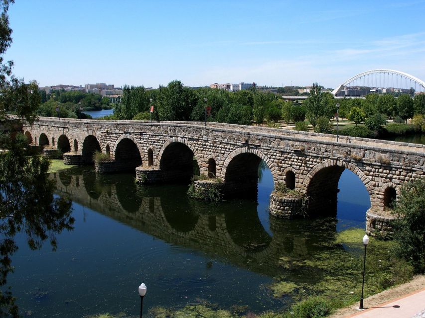 Mérida - Private Historic Walking Tour - Starting Point at Mérida’s Tourist Information Office
