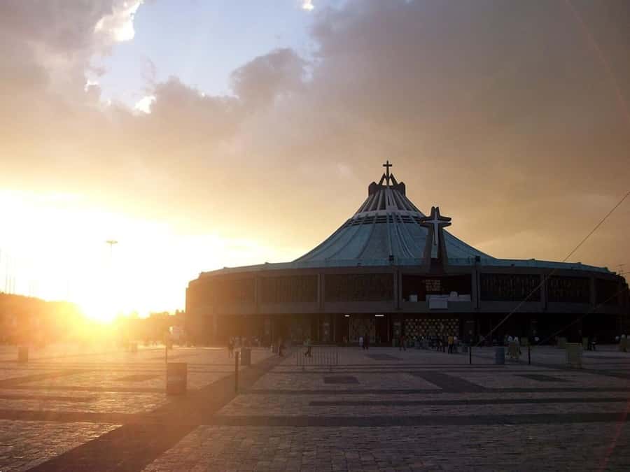 Mexico City: Check out the Pyramids of Teotihuacan and the Basilica of Guadalupe - Starting from Mexico City: Pickup and Transportation