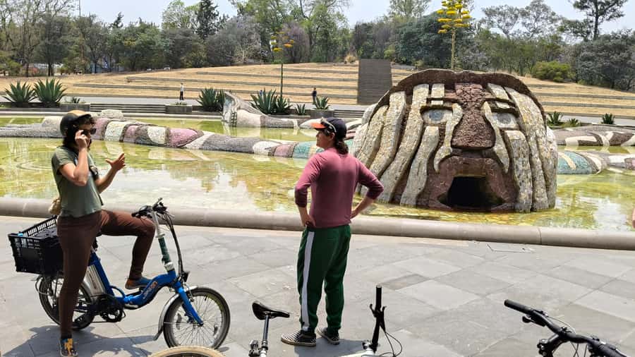 Mexico City: Discover the secret gems of Chapultepec by bike - Starting Point at Pablo Ucello, Close to Plaza de Toros México