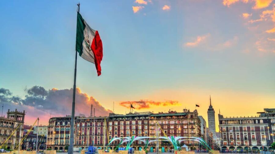 Mexico City: Downtown Walking Tour (CH, JP, ENG or SPA/ESP) - Starting at Calle Monte de Piedad 11 in the Heart of Downtown