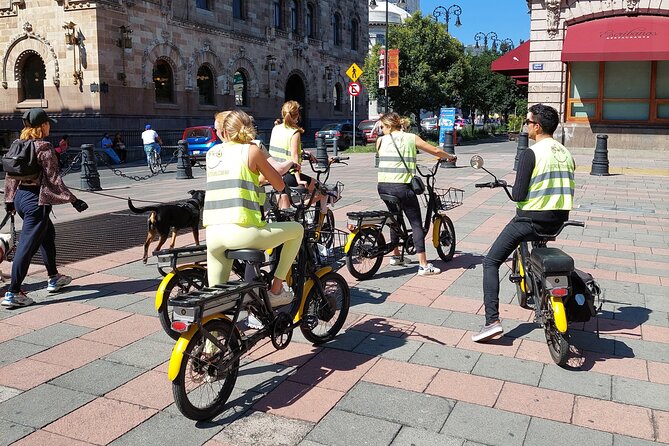 Mexico City E-Bike Tour with a taco and churros stop - Passing Through Iconic Avenues and Landmarks