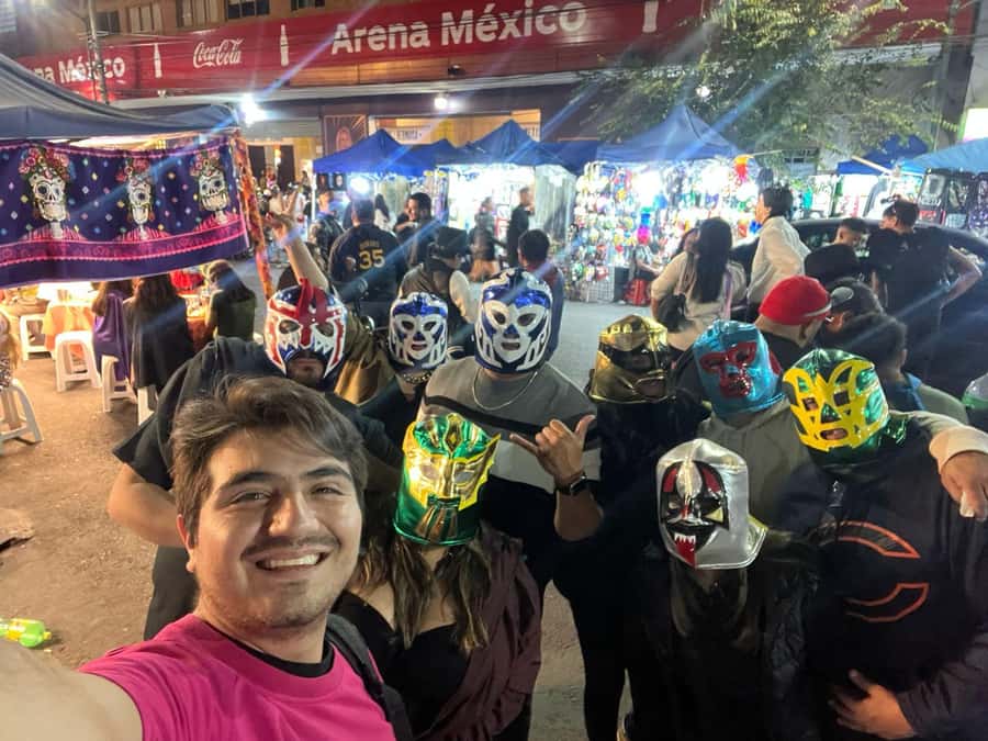 Mexico City: Lucha Libre Show & Pulque Tasting Tour - The Tour Begins at Cuauhtemoc Metrobus Station