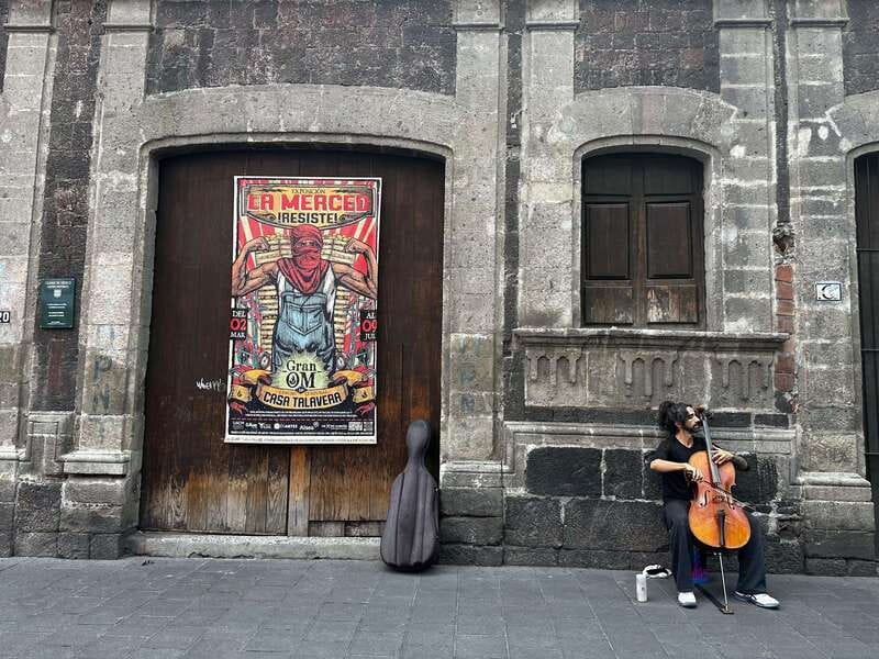 Mexico City: Old Town Food Tour of 7 Tastings & Secret Dish - Meeting Point and Logistics in Mexico Citys Historic Center