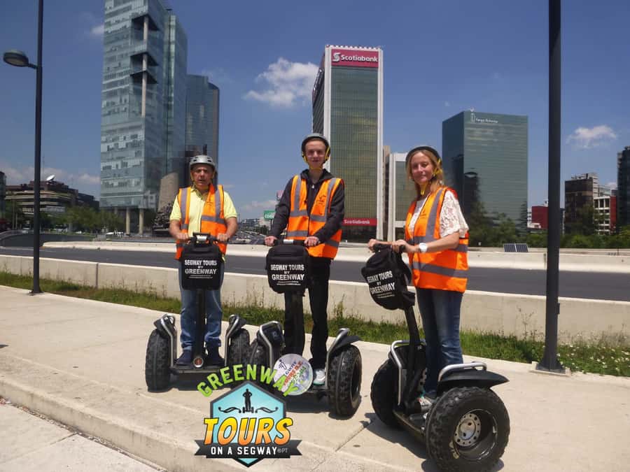 Mexico City: Paseo de la Reforma Segway Tour - Starting Point at Greenway Restaurante in Polanco