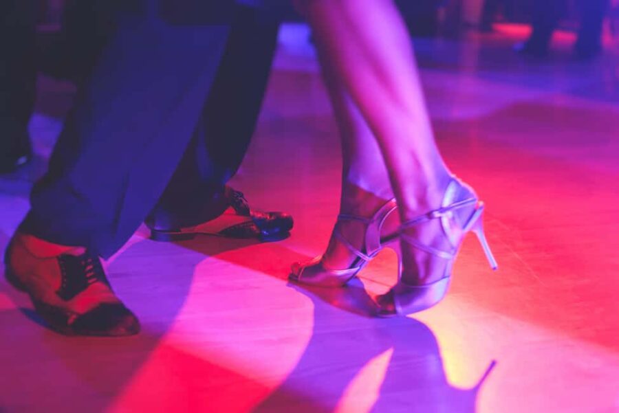 Mexico City Salsa Class and Night Out Experience - Dancing at an Iconic Salsa Club in Roma-Condesa