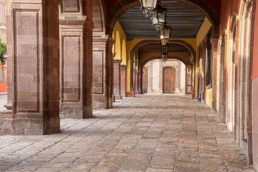 Mexico City: San Miguel de Allende Private Day Tour - Convenient Pickup and Comfortable Transport