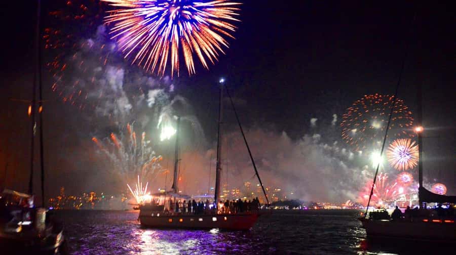 Miami: 4th of July Fireworks Speedboat Viewing Cruise - Starting Point at Bayside Marketplace