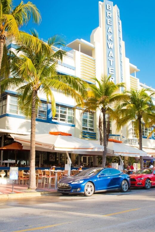 Miami - Art Deco Highlights & The Wolfsonian Museum Tour - The Artistic Roots of Miami’s Art Deco Style