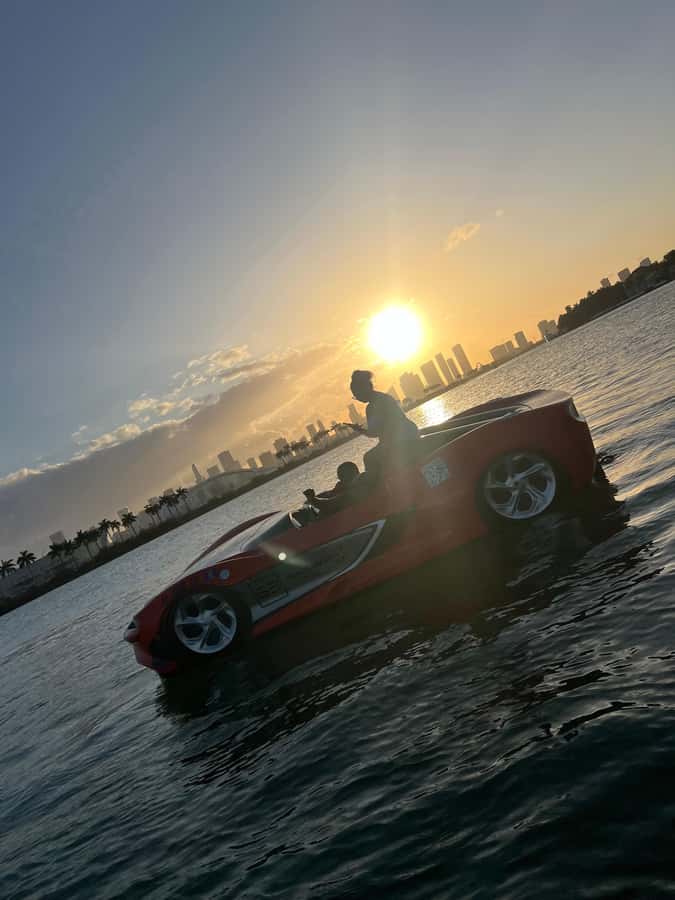Miami Beach: 1 Hour Jetcar Rentals & 30min Celeb Boat Tour - The Celebrity Boat Tour Experience