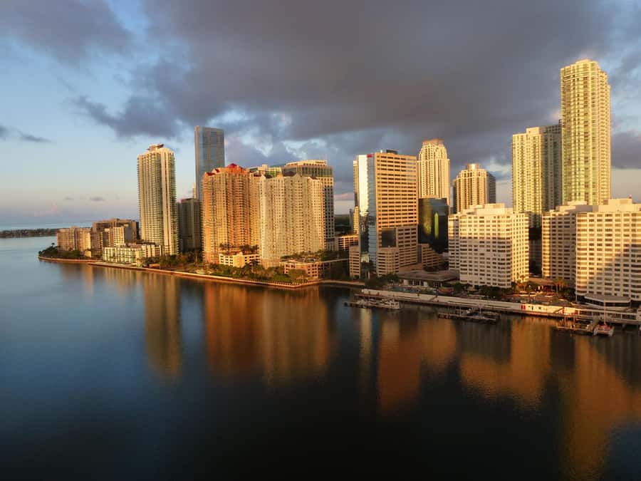 Miami Beach: 30-Minute Private Sunset Helicopter Tour - Starting Point at Miami Executive Airport for a Smooth Check-In