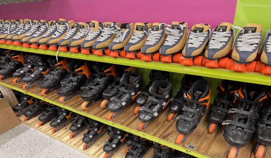 Miami Beach: Rollerblade Rental with Protection Gear - Starting Point Near Ocean Drive and Lummus Park