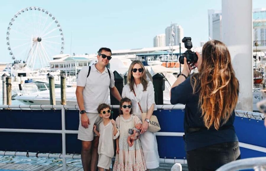 Miami: Biscayne Bay Millionaire's Homes Sightseeing Cruise - Exploring Biscayne Bay and Miami’s Waterways