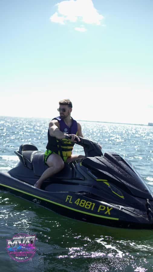 Miami: Jet Ski Rental with Scenic Boat Ride - Starting Point and Ease of Access at DKR Marine