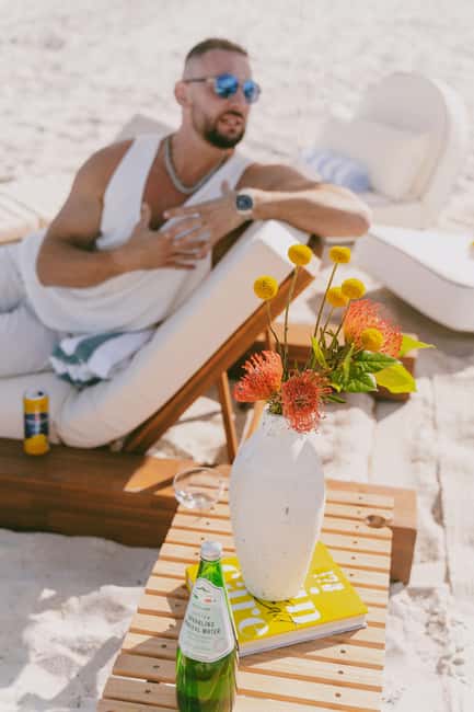 Miami: Private Beach Lounge and Picnic Set Up - South Beach Meeting Point and Location Options