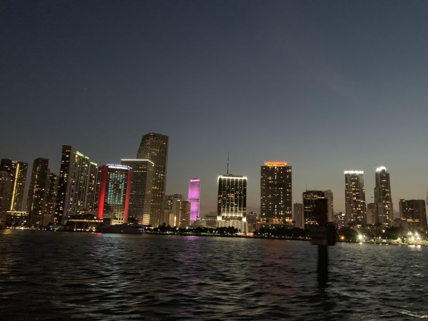 Miami: Sunset Cruise with Celebrity Homes & Open Bar - The Breathtaking Sunset and Miami Skyline