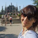 Micaela Local Tour Guide for Groups for the Borromean Islands - Managing Logistics for a Stress-Free Day on the Islands