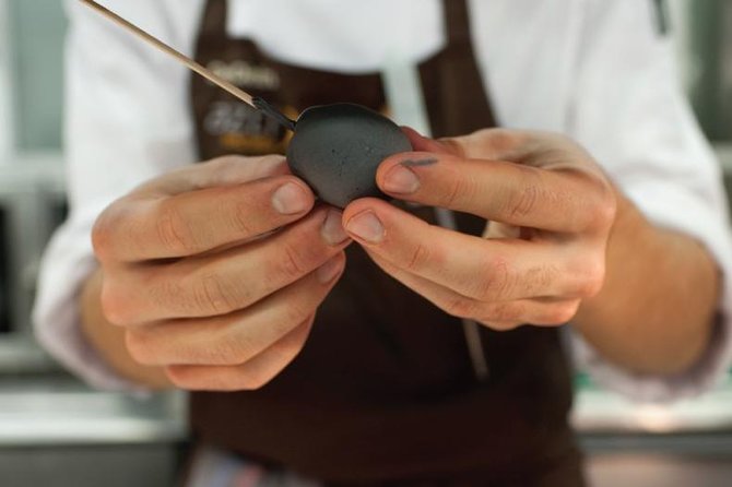 Michelin Star Secrets Cooking Class in San Sebastian - What Dishes Are Recreated During the Class?