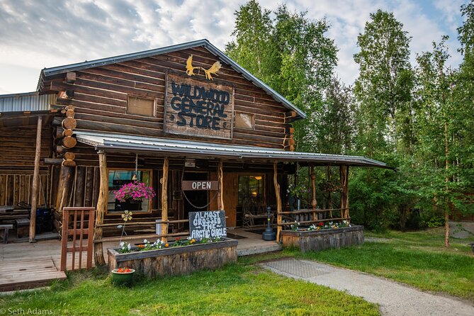 Midnight Sun Arctic Circle Drive Adventure - Notable Landmarks and Scenic Highlights Along the Route