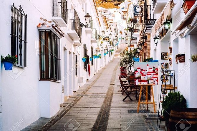 Mijas Village Private Tour from Malaga and Surrounding Areas - Exploring Mijas Pueblos Whitewashed Streets