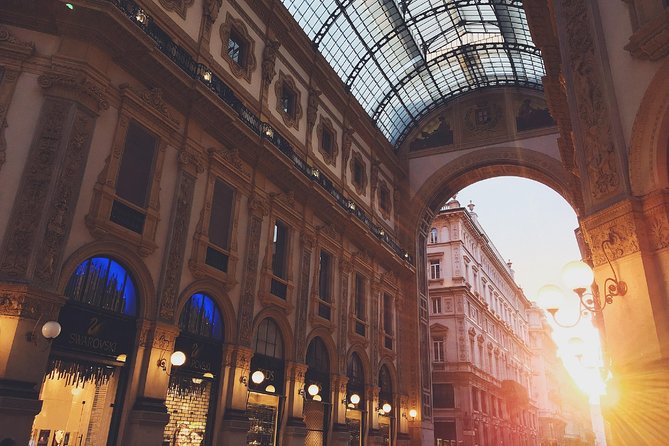 Milan by night walking experience - The Opulence of La Scala Opera House