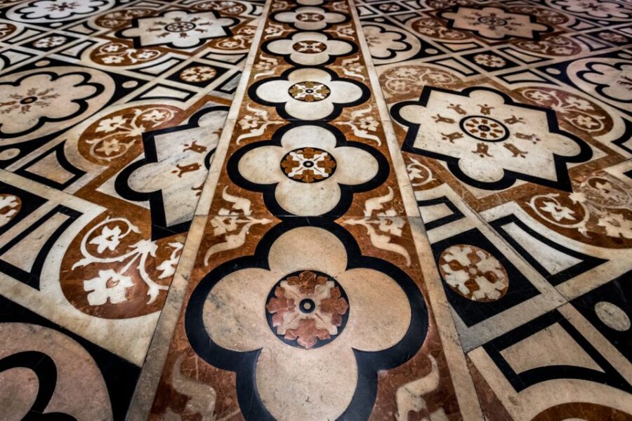 Milan Duomo and Rooftop 2-Hour Guided Tour - Inside the Duomo: Sculptures, Stained Glass, and Iconography