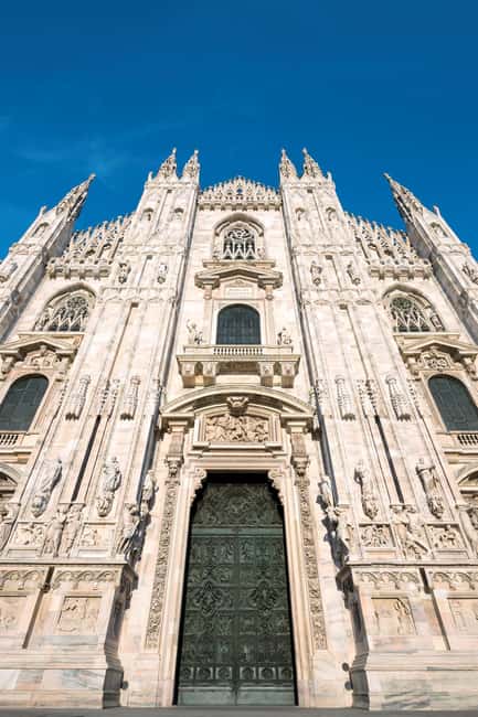 Milan: Duomo Guided Tour with Panoramic Terrace - Explore the Gothic Splendor Inside the Duomo