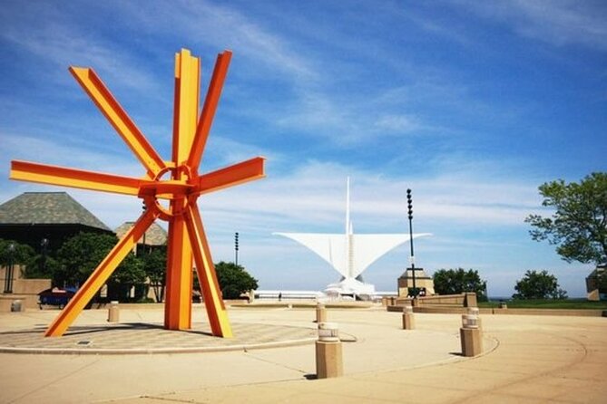 Milwaukee : Best Street Food Private Tour With A Local Guide - Starting Point at 333 W Kilbourn Ave