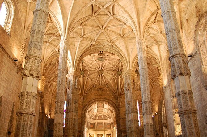 Mini Tour LISBOA (half day) - Visiting Pastéis de Belém for a Sweet Start