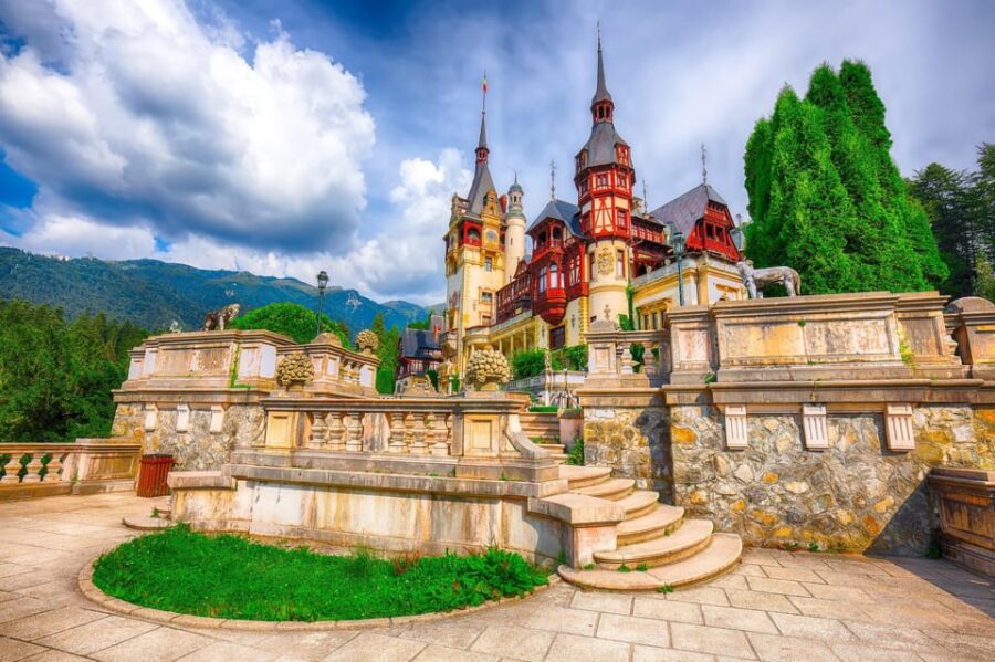 Minivan 8: Peles & Dracula's Castle and Brasov Full-Day Trip - The Departure and Group Size for a Cozy Experience