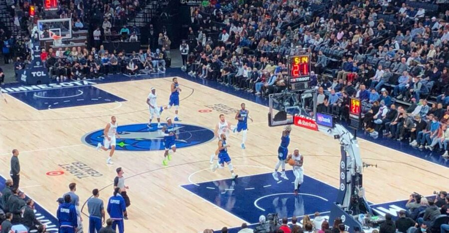 Minneapolis: Minnesota Timberwolves Basketball Game Ticket - Attending a Timberwolves Game at the Target Center