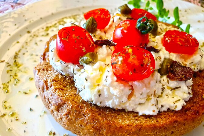 Miss Anna Santorini Cooking Class - Crafting a Greek Feast with Fresh Garden Ingredients