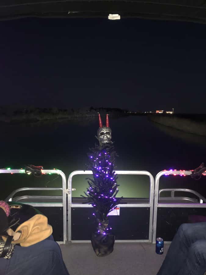 Mississippi: Creepy Christmas Cruise and Haunted Trail - Meeting Point and Practical Arrangements in Pearlington