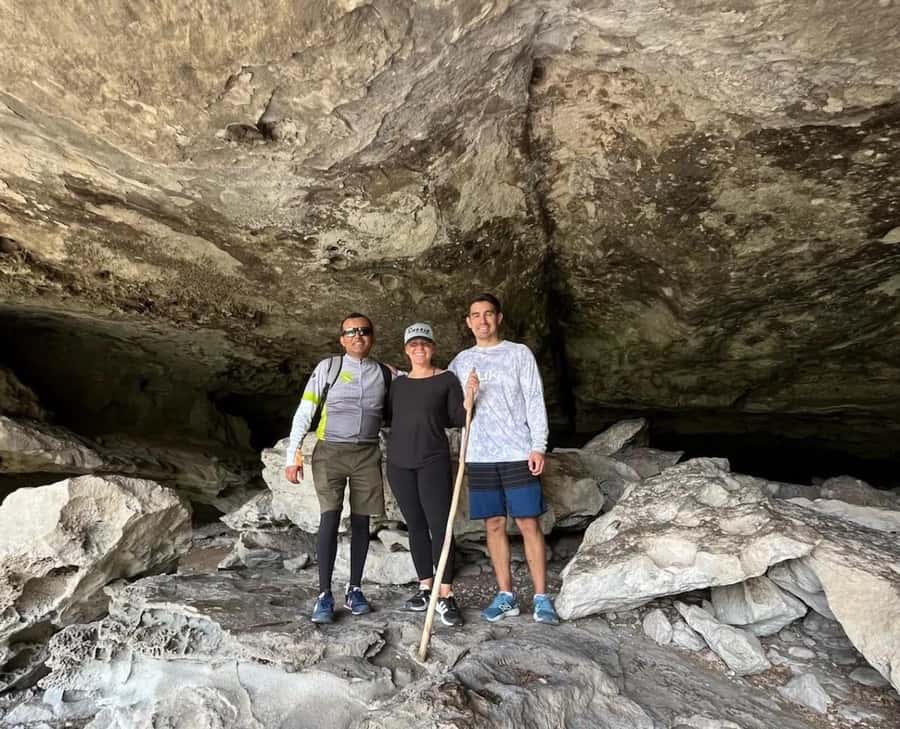 Mitla: Bike Tour to the Archaeological Zone and Caves with Rock Art - Early Morning Pickup and Scenic Transport to Mitla