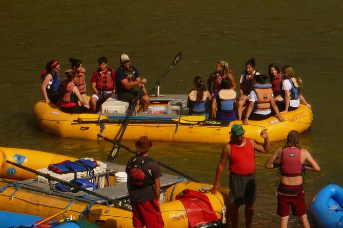 Moab Combo: Colorado River Rafting and Canyonlands 4X4 Tour - Exploring the White Rim Road and Shafer Trail