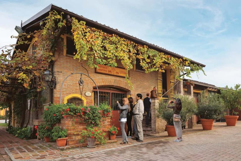 MODENA: BALSAMIC VINEGAR TOUR AND TASTING - Exploring the Modena Balsamic Cellar and Museum