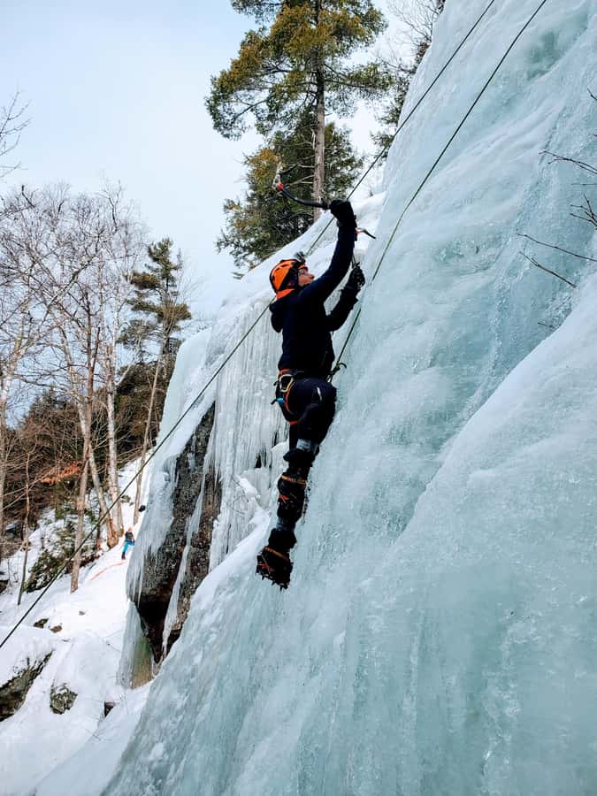 Mont-Tremblant: Ice Climbing Full Day Lesson with Guide - The Certification and Expertise of Your Guides