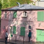 Montmartre Tour Paris - Discovering the Artist Studios and Creative Legacy