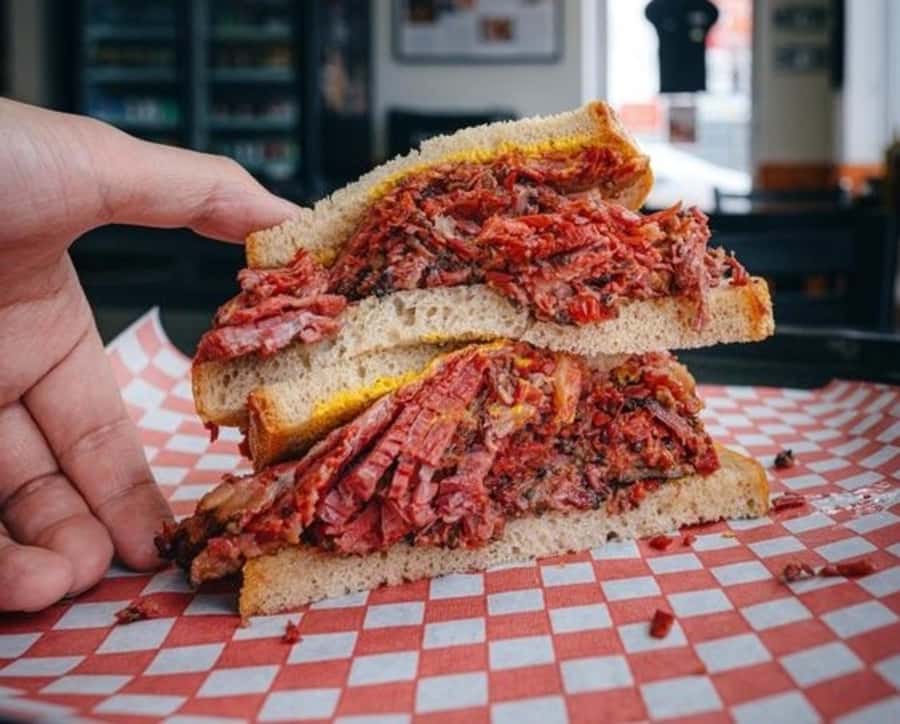 Montreal: Best Street Food Tour With A Local Guide - Starting Point and Tour Duration