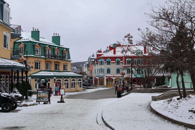 Montreal: Guided tour of the Laurentides Mont Tremblant - Comfortable Transport Between Montreal and Mont-Tremblant