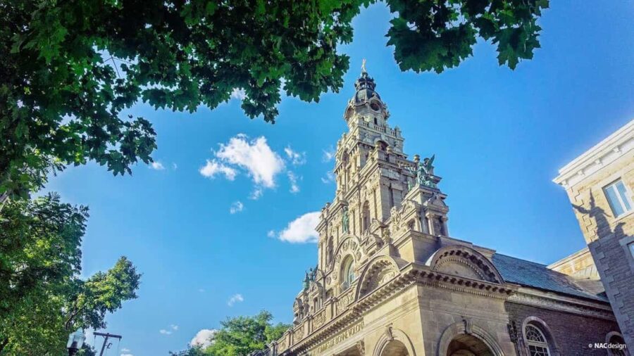 Montreal: Musée des Hospitalières Entry & Digital City Tour - Visiting the Musée des Hospitalières: Medical Art and History