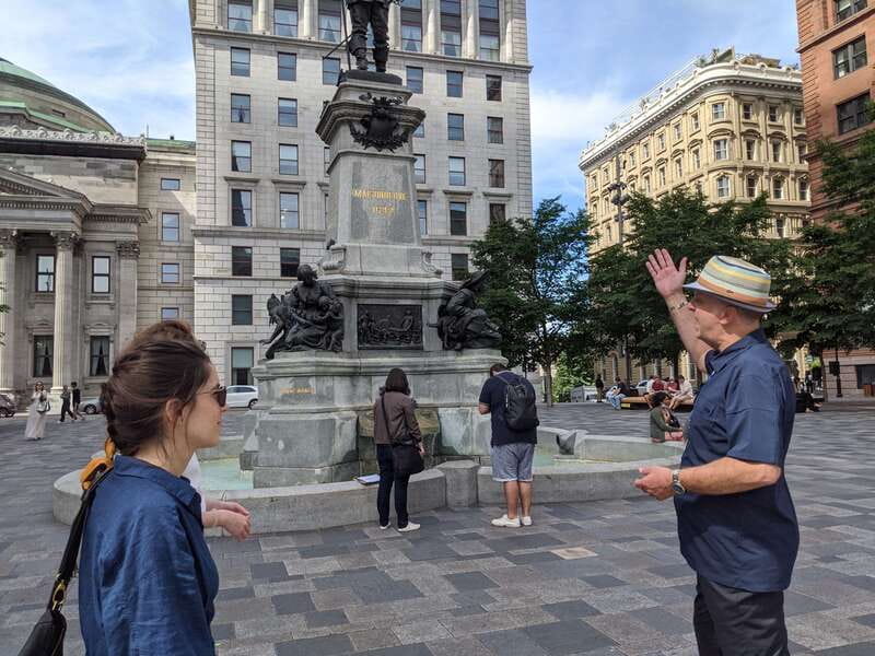Montréal: Old Town Small Group Guided Walking Tour - The Meeting Point and How to Start Your Journey