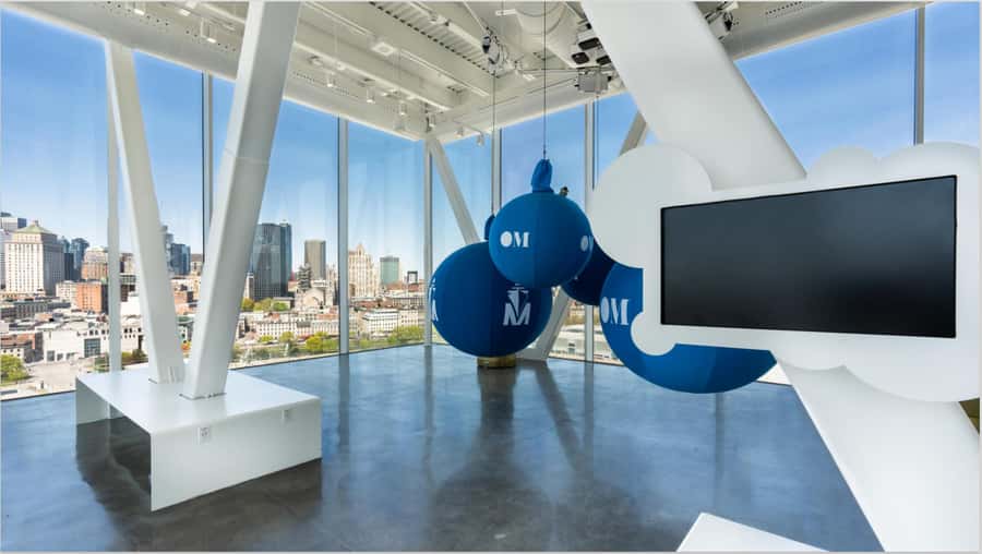Montreal: Port of Montreal Tower Entry & Cruise Combo - Starting Point at the Grand Quay Pier in Old Montreal