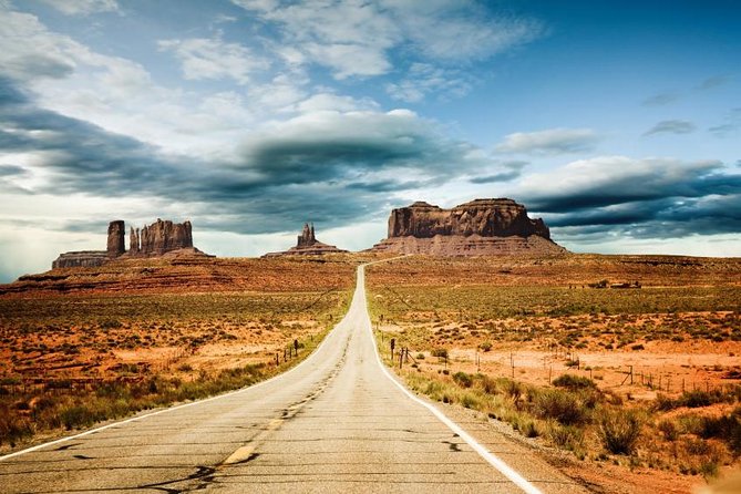 Monument Valley/Navajo Indian Reservation from Sedona/Flagstaff - Visiting Monument Valley Tribal Park and Its Iconic Red Buttes