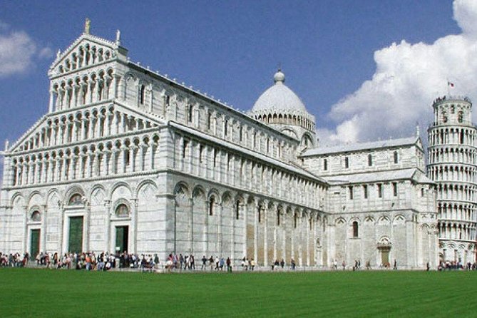 Monumental Complex of Pisa Cathedral Square - Discovering the Key Monuments in Pisas Main Square