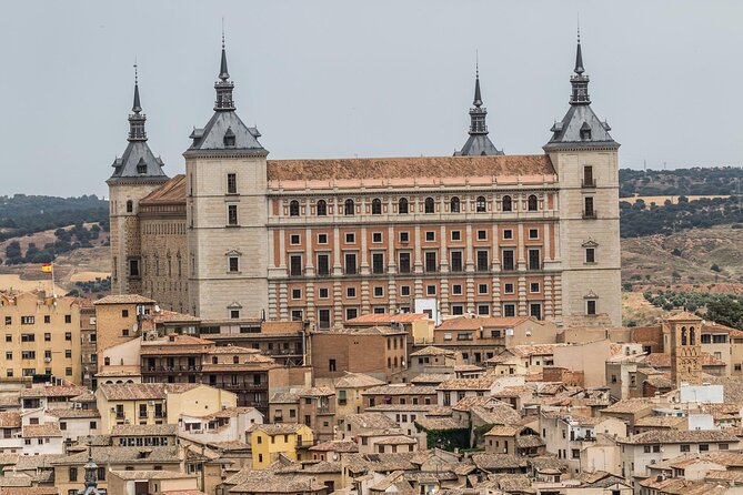 Monumental Toledo! Guided tour from Madrid with the Cathedral - Departure from Madrid and Meeting Point