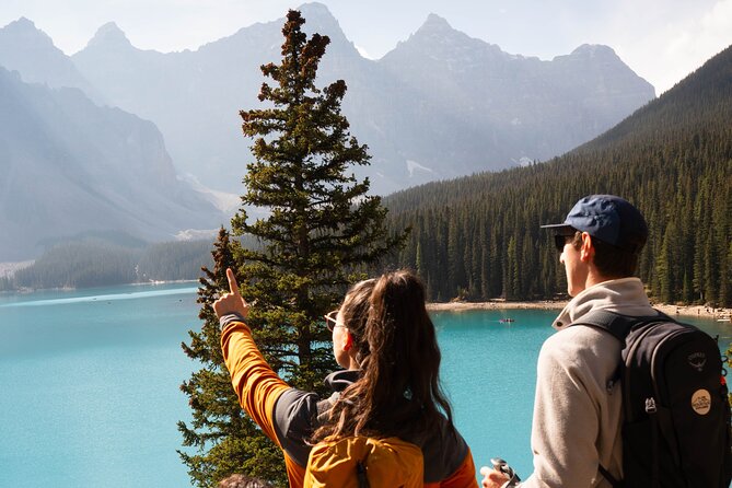 Moraine Lake and Lake Louise Private Tour(5hr) from Banff/Canmore - Discover Moraine Lake’s Rockpile Viewpoint and Lakeshore Walk