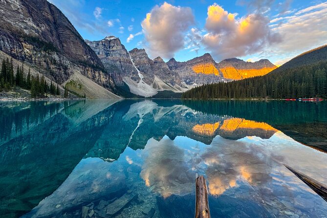 Morning Tour at Moraine Lake(2hrs) & Lake Louise(2hrs) - Exploring Moraine Lake with Early Morning Serenity