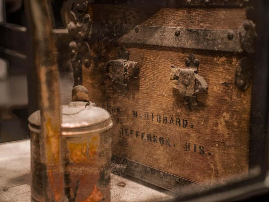 Mount Dora Malice and Mysteries Ghost Tour - Visiting the Mount Dora Dock and Sunset Park