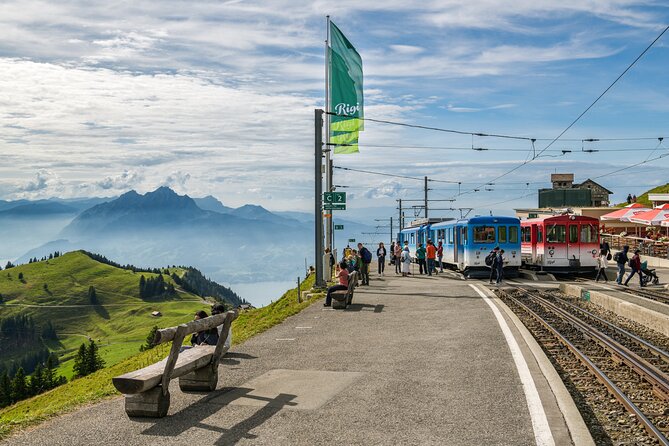 Mount Rigi: A Scenic Day Trip to the Queen of the Mountains - Lake Lucerne: A Serene Start to the Day