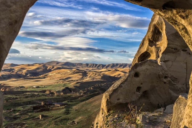 Mtskheta Gori Uplistsikhe Day-Trip from Tbilisi - Discovering the Medieval Uplistsikhe Cave Town